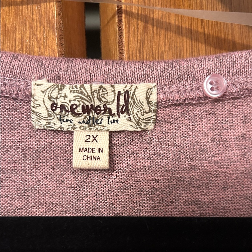 ONE WORLD Dusty Rose Heathered 3/4 Sleeve Tunic with Patterned Hem - Picture 2 of 3